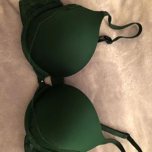 Gillian and O’Malley Bra